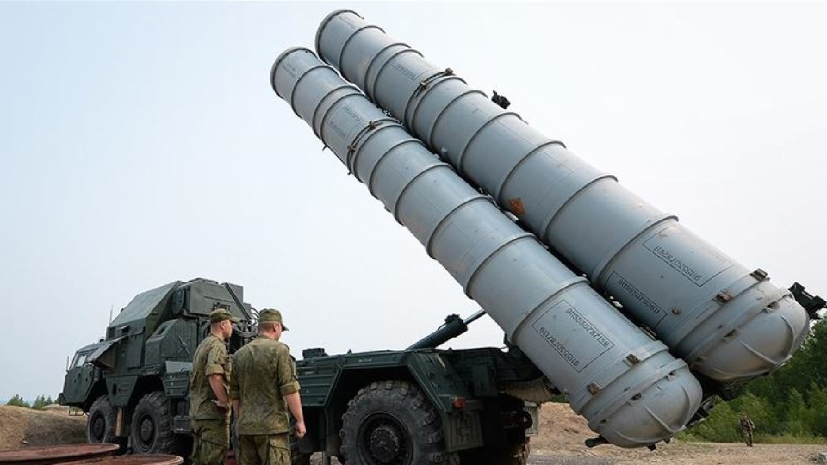 У Криму окупанти розгортають зенітно-ракетні дивізіони С-300 - Міноборони України